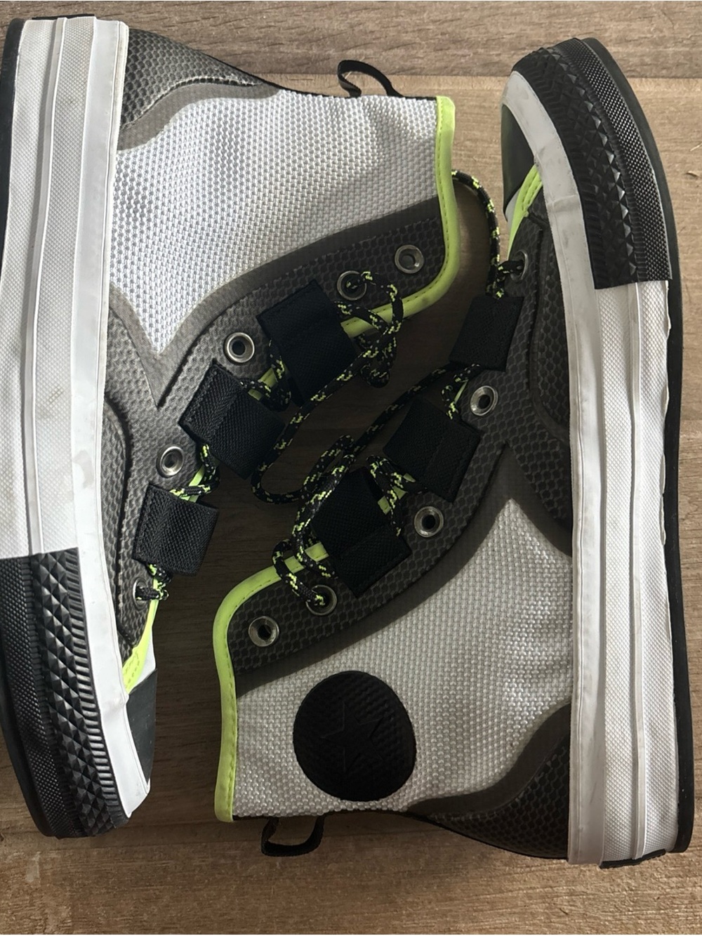 Converse Chuck 70 Tech Hiker High Top White/Volt Glow-Black Size 8.5 Mens